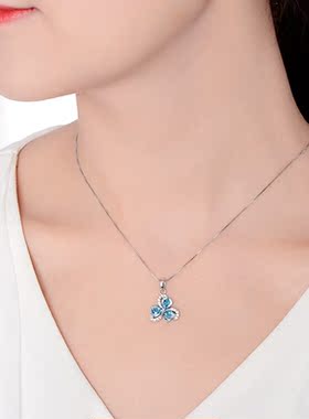 纯银三叶草奥地利镶钻刻花吊坠