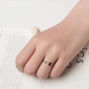 皇家莎莎戒指女韩版仿水晶星星个性潮人学生指环配饰品送女友礼物