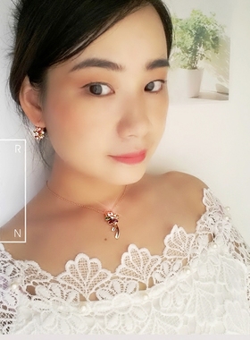 衣服挂饰彩金项链18k女花朵百搭