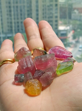 碧玺无注胶西瓜粉红金丝雀原石