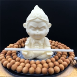 Фрукты слоновой кости Ци Тянь да Шэн Солнца Вуконг украшения ювелирных украшений обезьяна Кассат. Офис чай