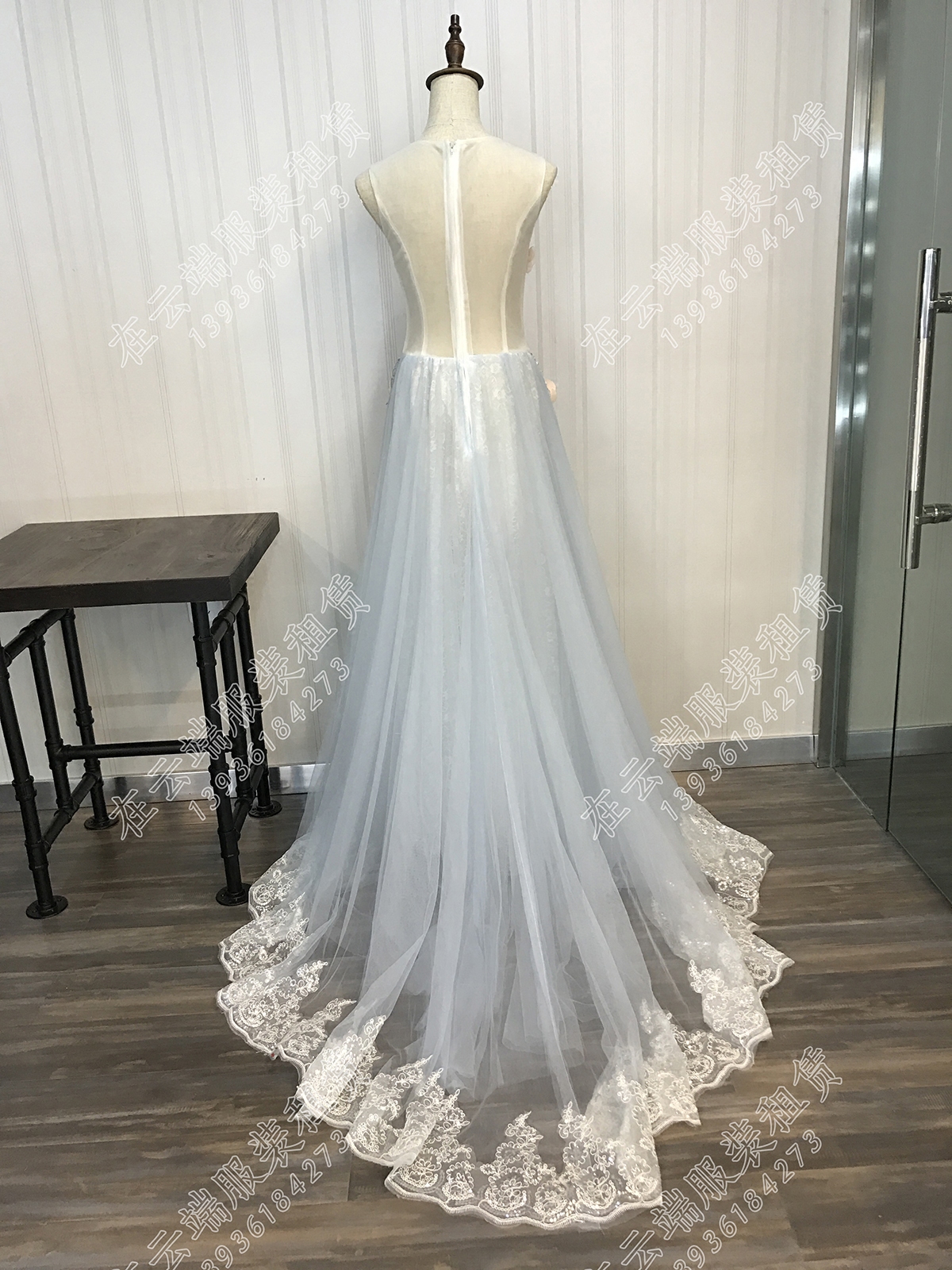 【出租】【出售】精致花淡雅气质晚礼服气质晚装主持人宴会服装_虎窝淘