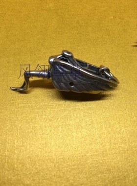 动物牙齿爪子男士吊坠厂家直销