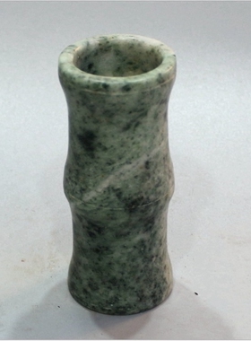 米黄玉笔筒玉石蓝田玉笔筒地摊玉器贵州翠笔筒