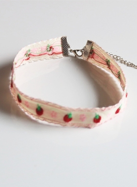 日韩风粉红色草莓锁骨链