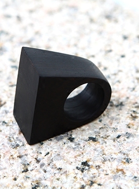 黑檀木推荐夸张风手工时装戒指