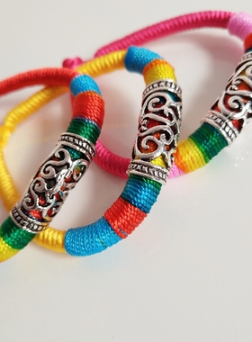 凤凰古城编制五彩绳路路通手圈