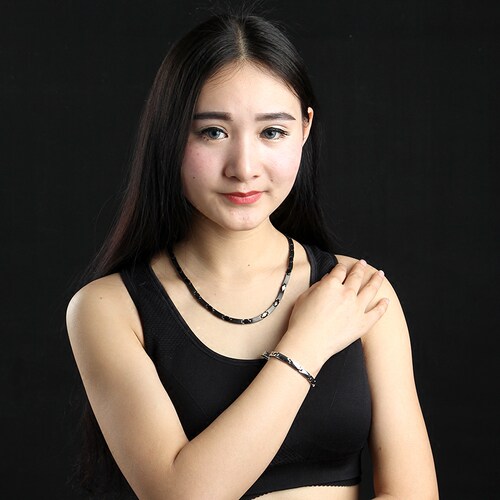 日本MOMO纯钛锗石磁男女款纯钛项圈颈椎保健磁疗抗疲劳防辐射项链 - 图3
