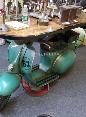 复古风怀旧火锅酒吧迎宾台老爷车