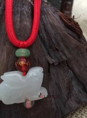 天然翡翠玉兔属狗福猪吊坠包邮