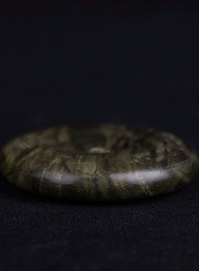 龙虫并雕斋金丝楠木水波纹老料