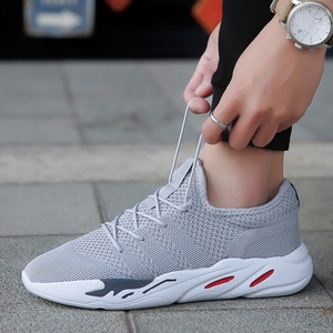 新款秋季运动休闲潮鞋