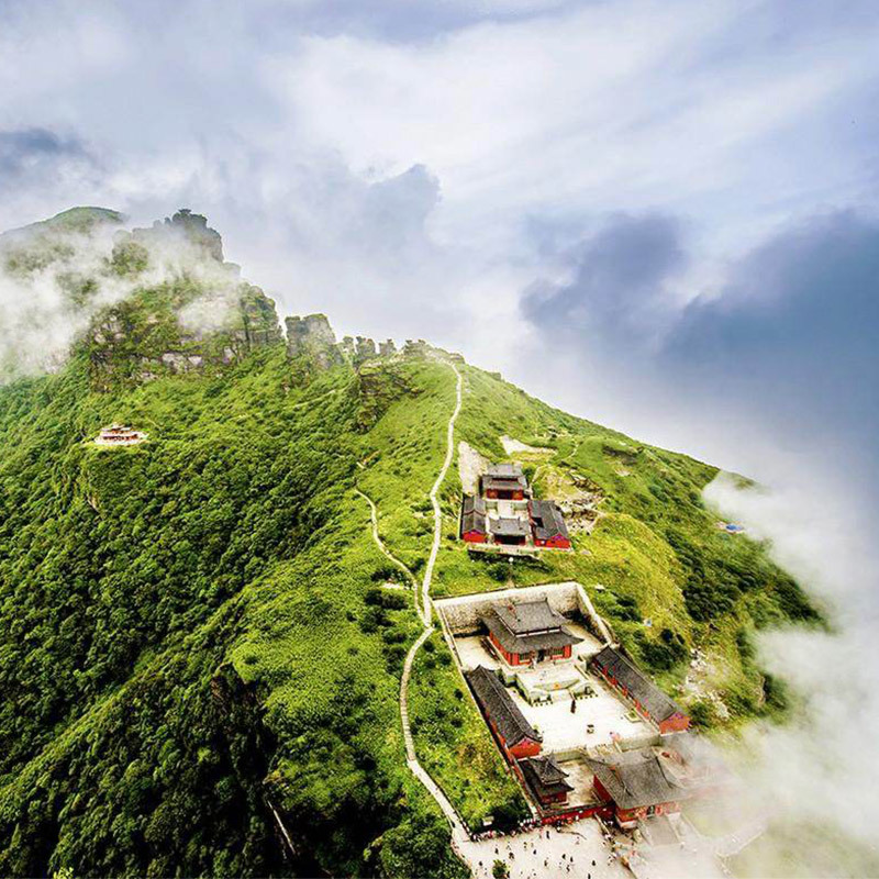 贵州旅游纯玩 8天7晚跟团游 梵净山黄果树万峰林马岭河小七孔西江 - 图1