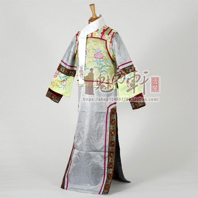 Qingchuan clothing of the same style as Gongsuo Xinyu