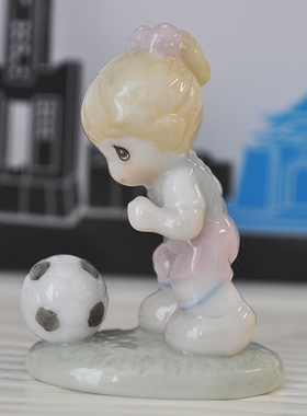 preciousmoments男孩的女孩陶瓷