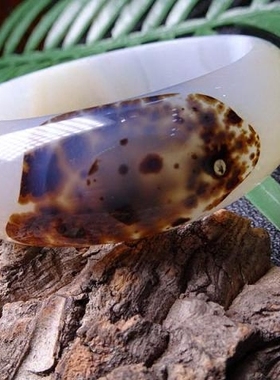 南红玛瑙发晶玉髓手镯包邮