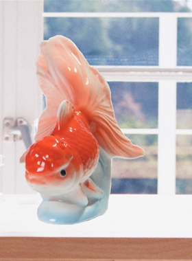 家居客厅鱼缸陶瓷情侣新婚工艺品