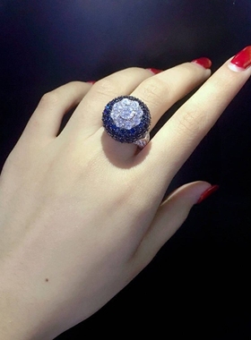 纯银镶锆石玫红色戒指