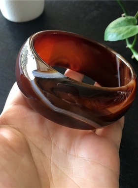 纯天然加宽扁条大方送礼佳品手镯