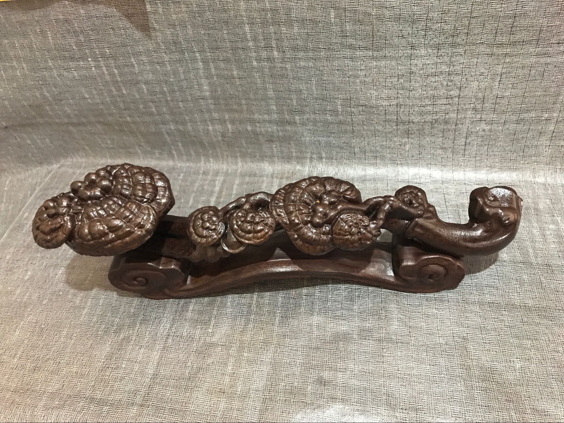 越南天然沉香木雕灵芝如意开业送礼实木摆件工艺品木质手把件婚庆_虎窝淘