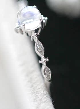 天然月光石戒指白金指环日韩轻奢