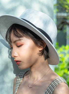 草帽秋季防晒白色海边度假帽子