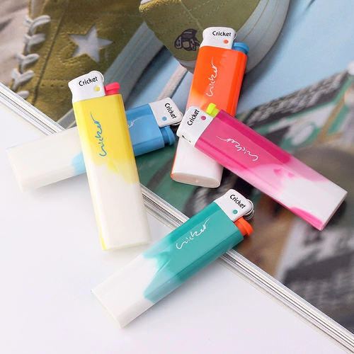 Импортная двухцветная креативная пластиковая одноразовая зажигалка