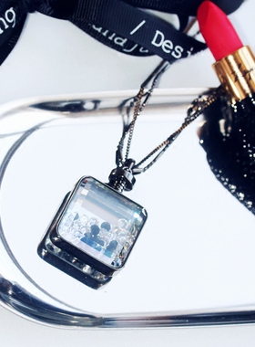 yingying香水瓶造型女挂件水钻