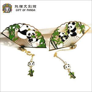 精致熊猫金属书签镂空流苏中国风成都基地文创纪念品教师节礼物