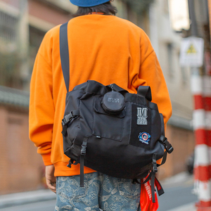 iMipack 潮牌大容量斜挎包单肩两用双肩包摄影男电脑背包相机日系