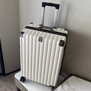 韩版行李箱女大容量拉杆箱结实耐用登机箱密码箱子学生皮箱旅行箱