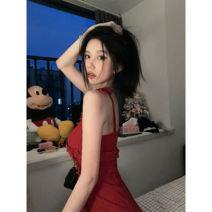 小桐东咚TTONG 浪漫约会日 姐姐的ootd 木耳边系带连衣裙2色