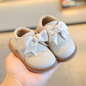 2022新款春秋季女宝宝鞋子1一2岁小童英伦公主单鞋婴儿软底学步鞋