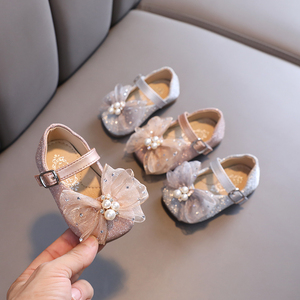春秋季女宝宝鞋子1一2周岁小童蝴蝶结公主单鞋透气婴儿软底学步鞋