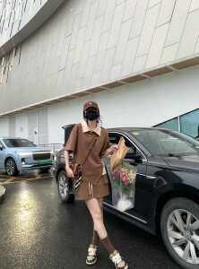 小君君布兰妮 高街风卫衣裙裤套装女夏季新款短袖半裙时尚两件套