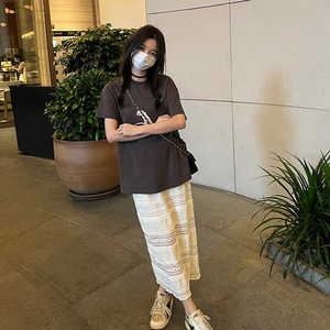 王少女的店杏色蕾丝半身纱裙2022夏季新款高腰显瘦气质百搭长裙子