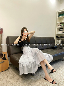 MASTE 杜卡斯夏夜 设计感小众条纹半身裙女夏季A字高腰中长款伞裙