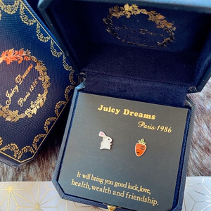 轻奢设计师JUICY DREAMS浪漫童趣不对称小兔子胡萝卜镀珐琅银耳钉