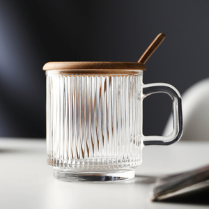 竖纹玻璃杯带把手盖勺喝水杯办公室马克杯家用高颜值透明咖啡杯子