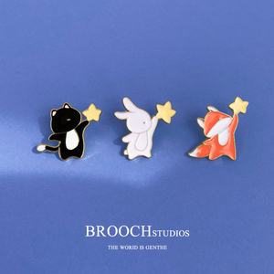 BROOCH 摘下星星送你小兔子胸针女可爱日系创意徽章男别针装饰品