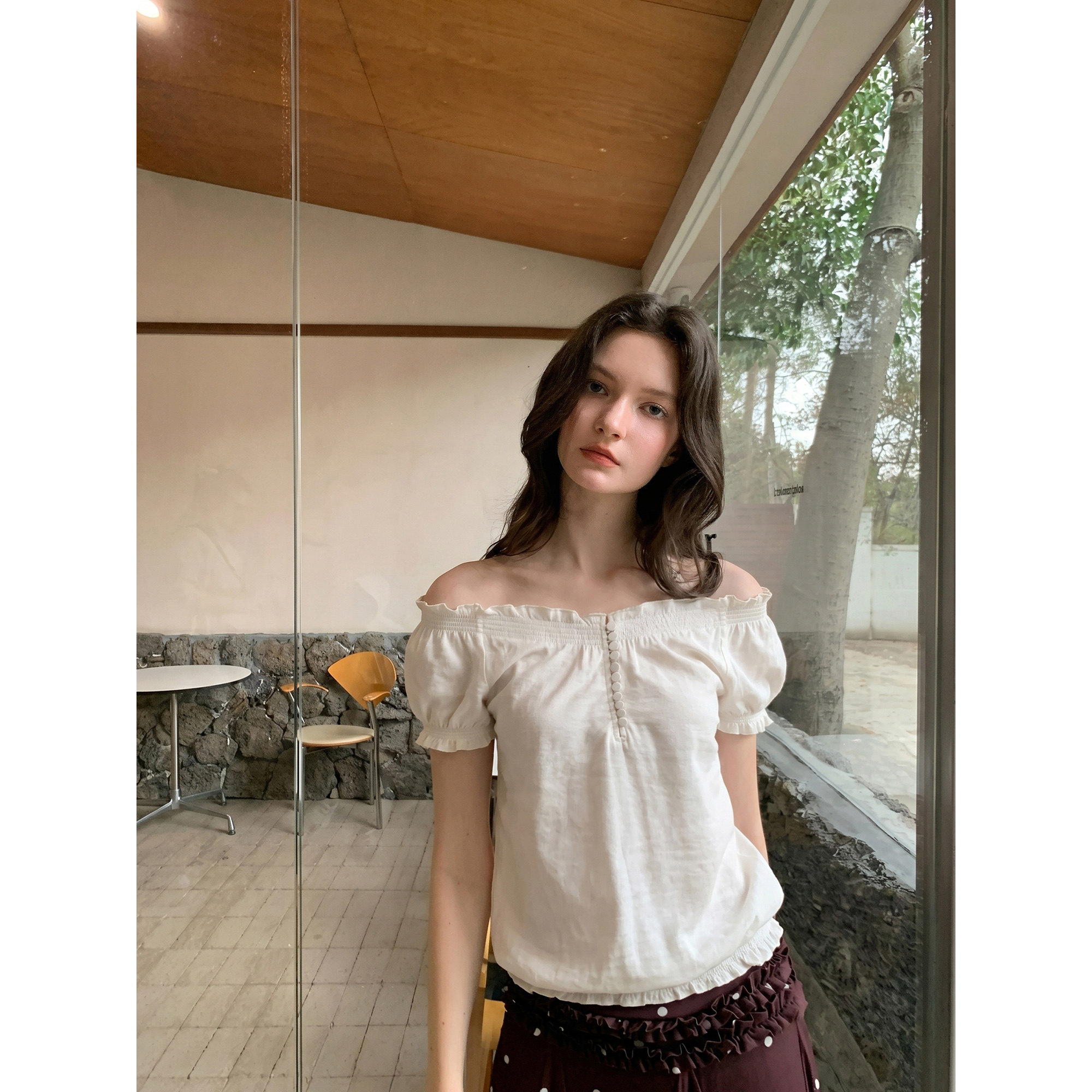 CRUCREAMSU Retro Puff Sleeve Lace Off-Shoulder Short-Sleeve T-Shirt for Women, Summer, Slim Waist, Two-Way Wear
