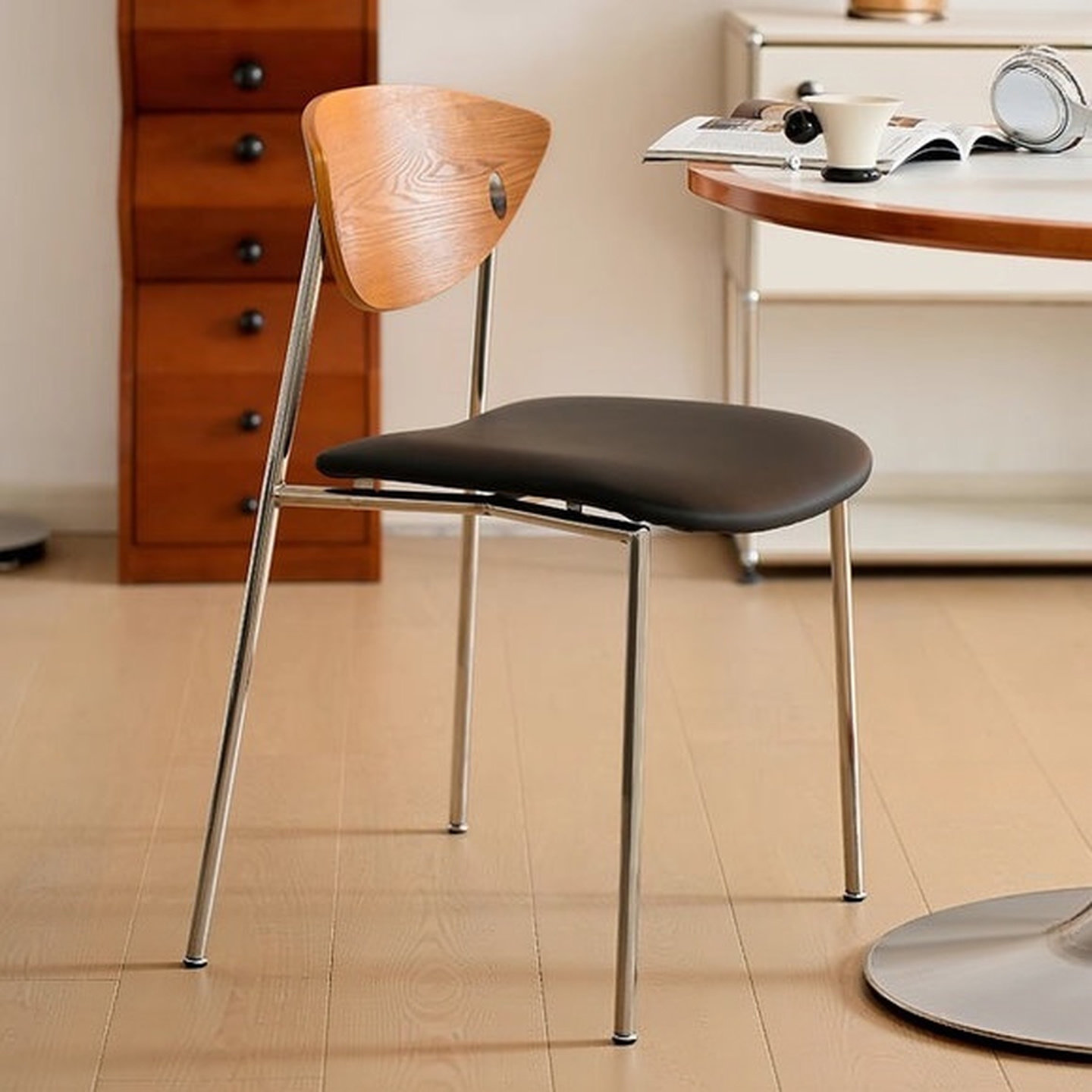 Обеденный стул Bauhaus bird chair в ретро-средневековом стиле с дизайном из нержавеющей стали...
