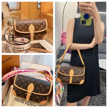 Женская сумка LV Louis Vuitton Diane Старый цветок Широкий плечевой пояс Наклонная подмышка M45985