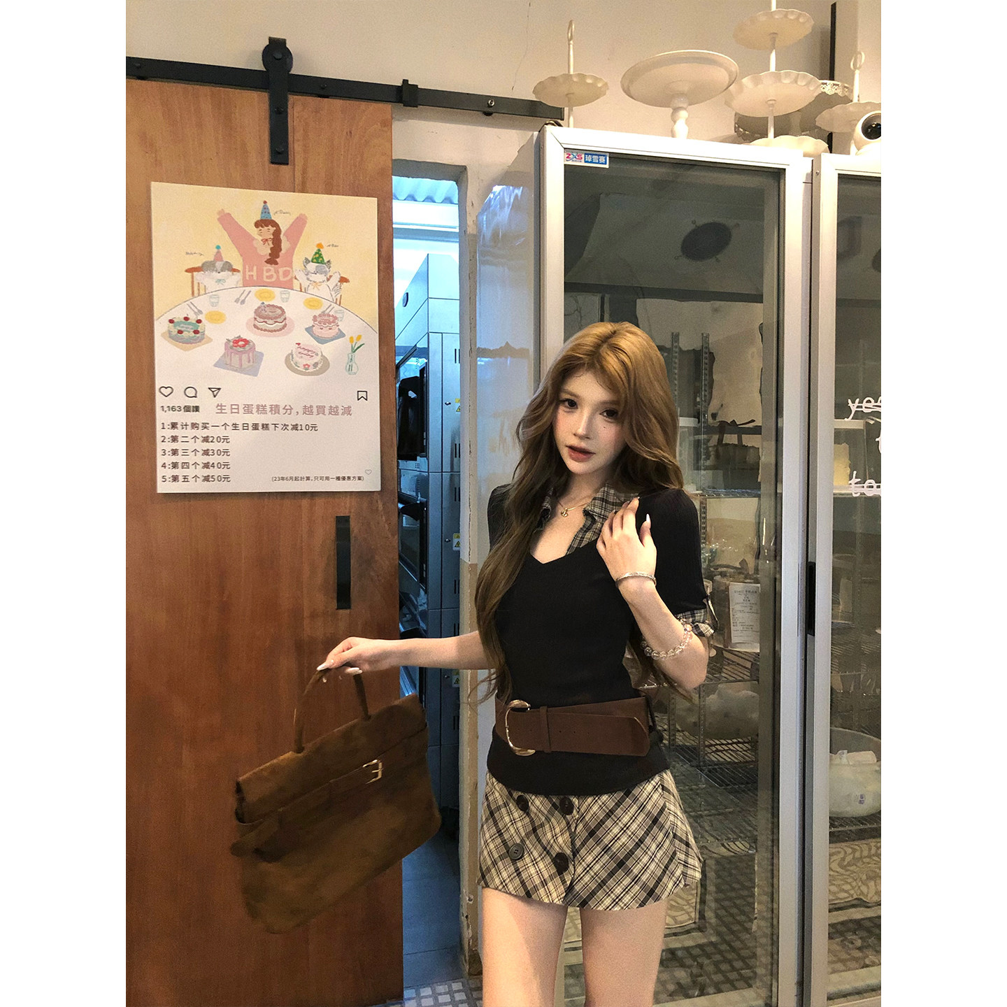 Seven Shrimp Paste Short-Sleeve T-Shirt for Women, Summer Outfit with a Complete Set of Faux Two-Piece Knit Top and Skirt, Korean Style Matching Set