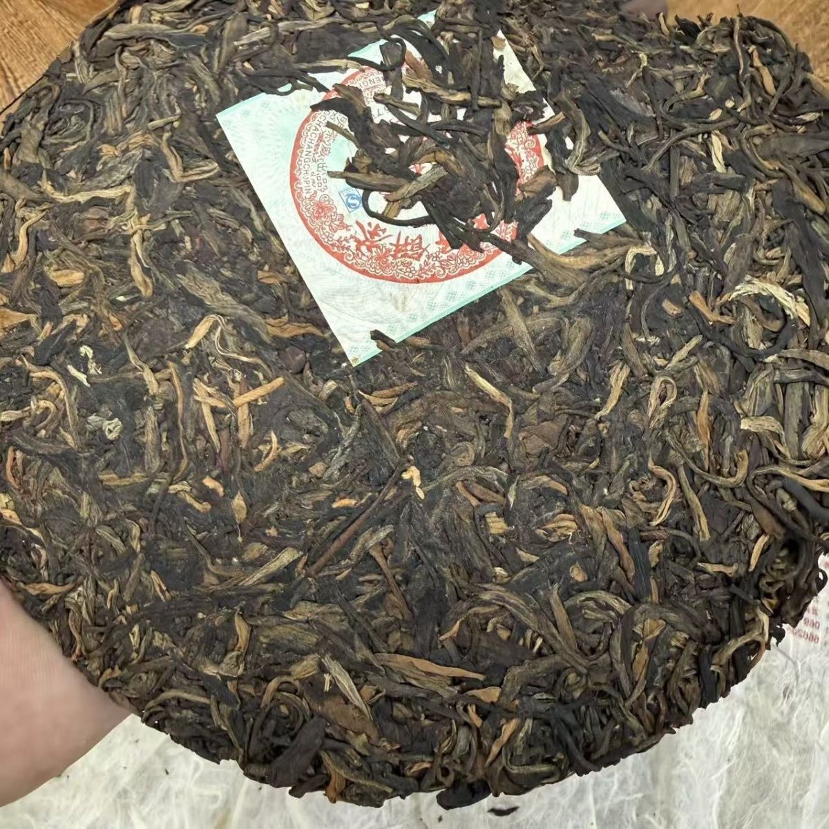 2006 Восьмиугольный павильон Arbor Tea King Необработанный чай Пуэр Баньчжан Arbor Head Весенний чай Юньнаньский чай с кексом Цизи