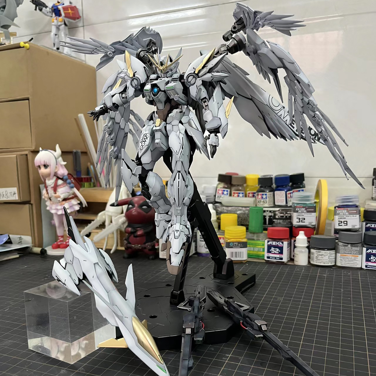 Модель Бандай Гандама Daban MG Baixue Jihong Heresy Бытовая модель машины MB Assault Free Unicorn в сборе