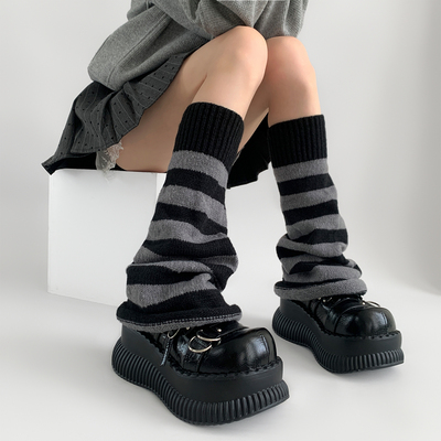 taobao agent 夜间教习室条纹拼色袜套y2k日系辣妹小腿袜子女秋款喇叭腿套保暖