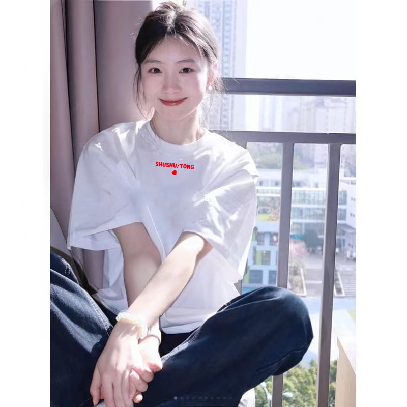 Белая футболка из чистого хлопка с короткими рукавами women's love summer new ins, модный дизайн, нишевый свободный гонконгский аромат, шикарная футболка с короткими рукавами
