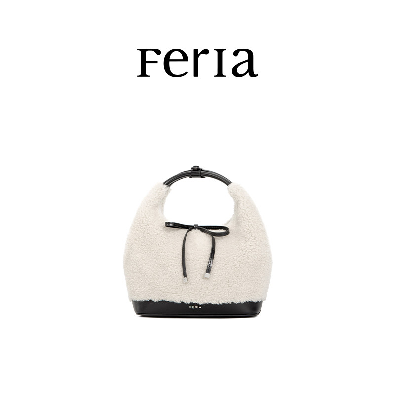 Корейская нишевая дорогая сумка Feria, женская диагональная сумка на одно плечо для пригородных поездок, новая белая плюшевая холщовая сумка