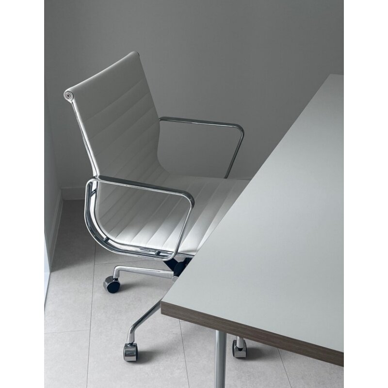 Компьютерное кресло Офисное кресло Eames современное минималистичное конференц-кресло с подъемником, вращающееся кресло с откидной спинкой, гостиничное кресло